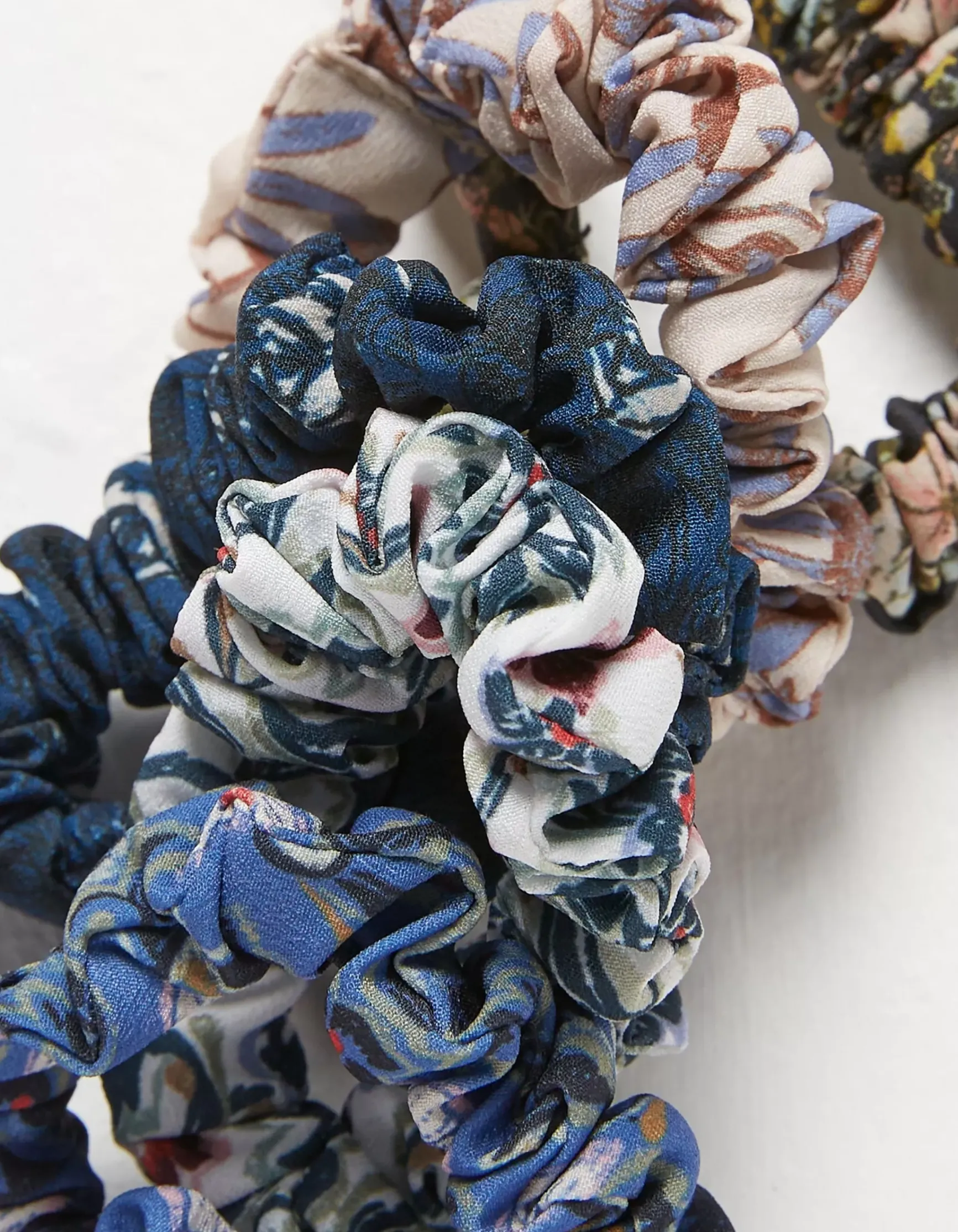 FatFace 5 Pack Elsewhere Print Scrunchies|Women View All