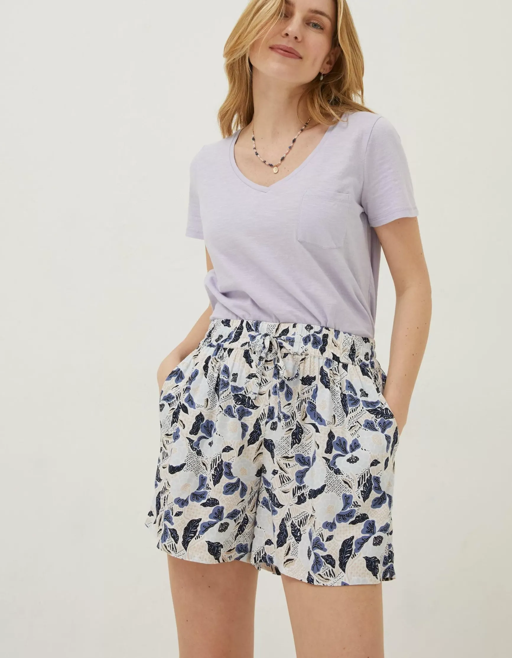 FatFace Batik Flower Flippy Shorts|Women Shorts