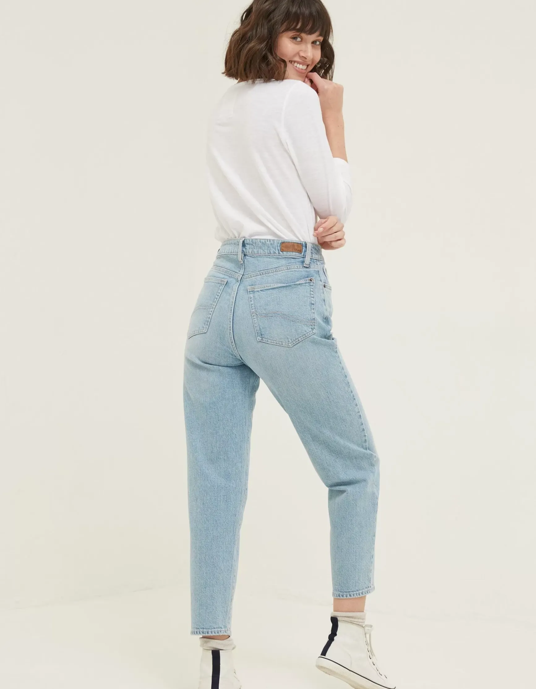 FatFace Bray Barrel Comfort Stretch Jeans|Women Jeans & Dungarees