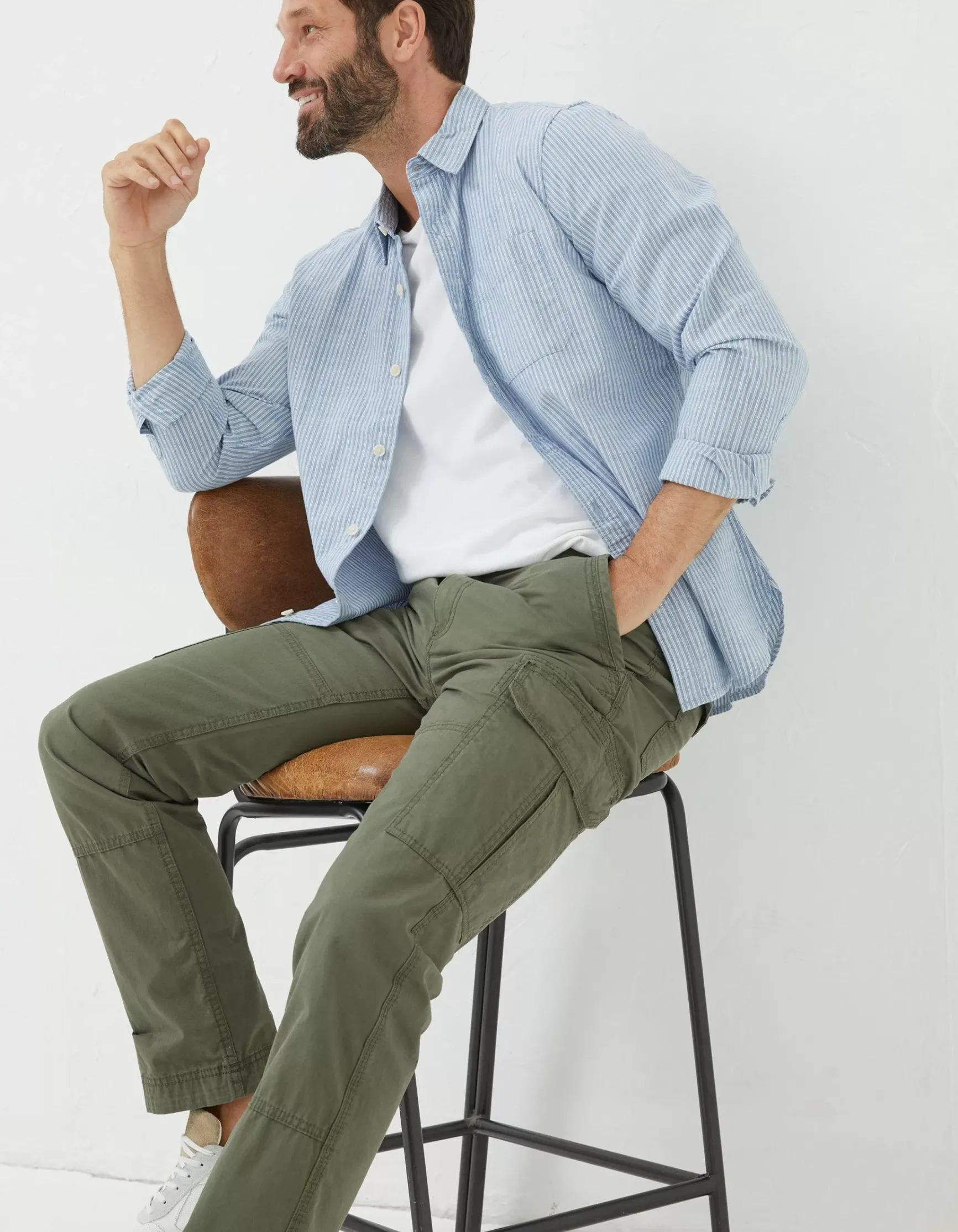 FatFace Bude Straight Cargo Trousers|Men Trousers & Chinos