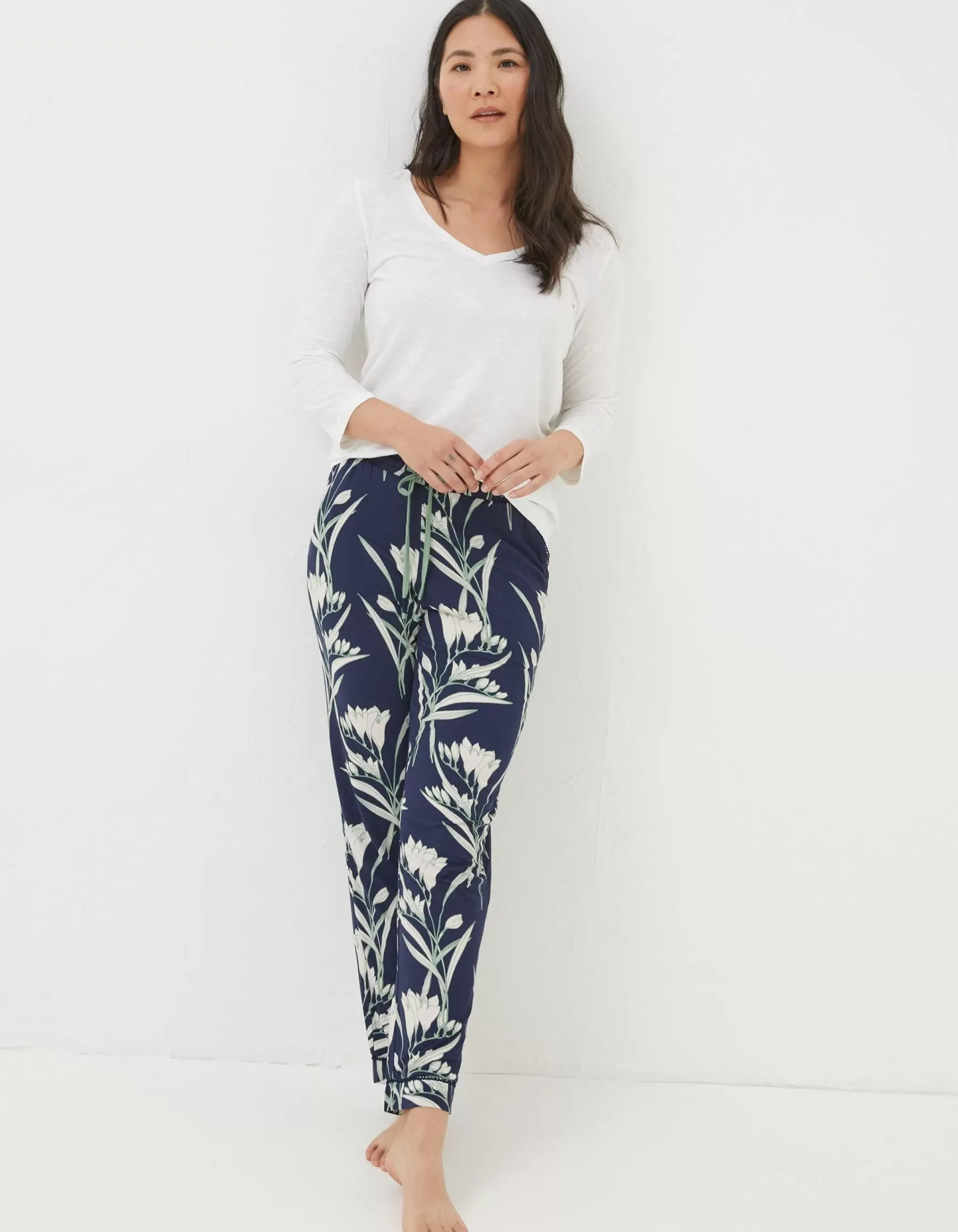 FatFace Eva Spring Blooms Jersey Pyjama Bottoms|Women View All