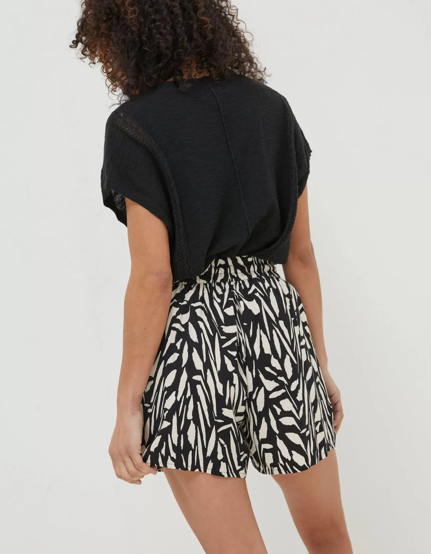 FatFace Fiona Paint Stroke Shorts|Women Shorts