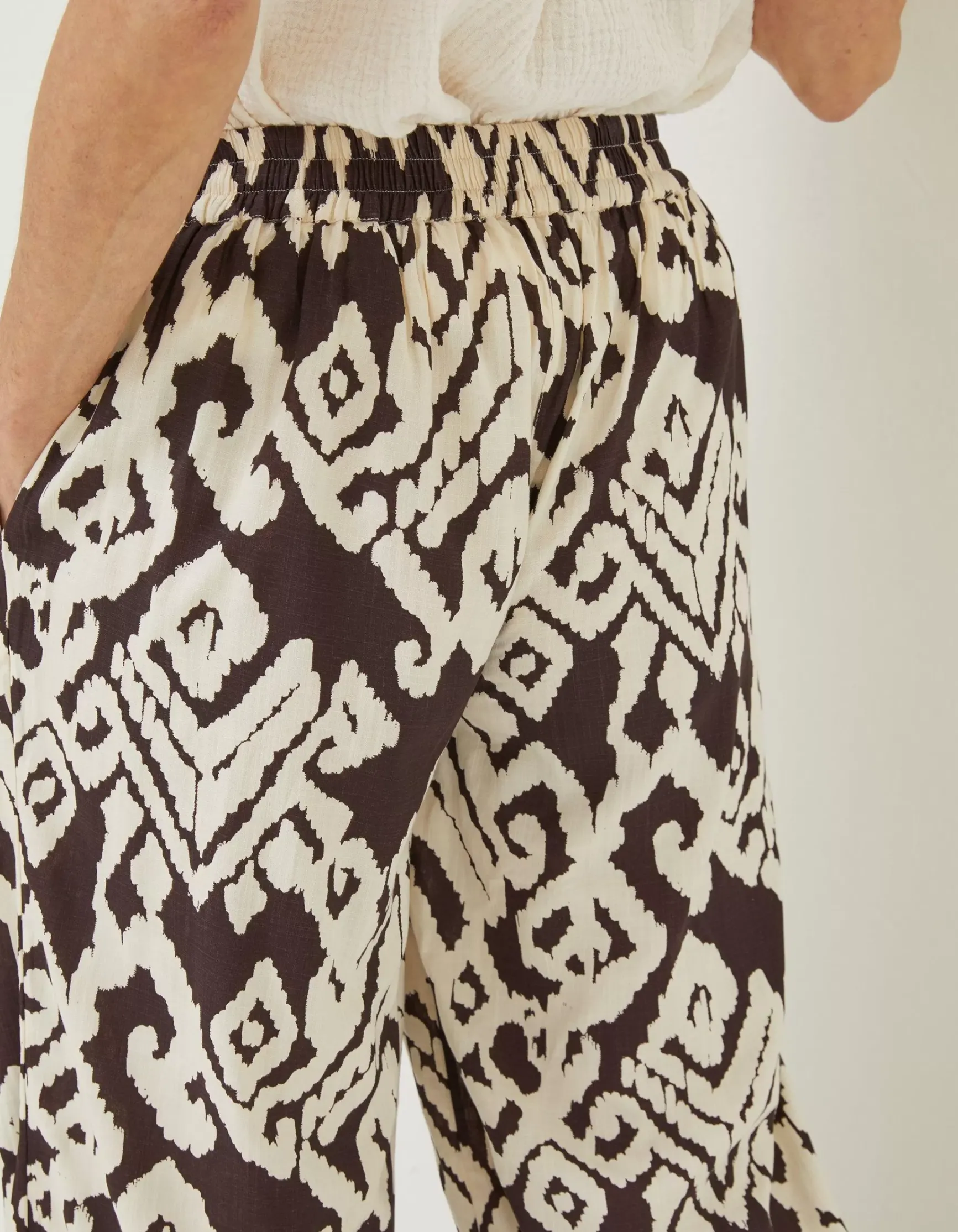 FatFace Isla Ikat Wide Leg Trouser|Women Trousers & Leggings