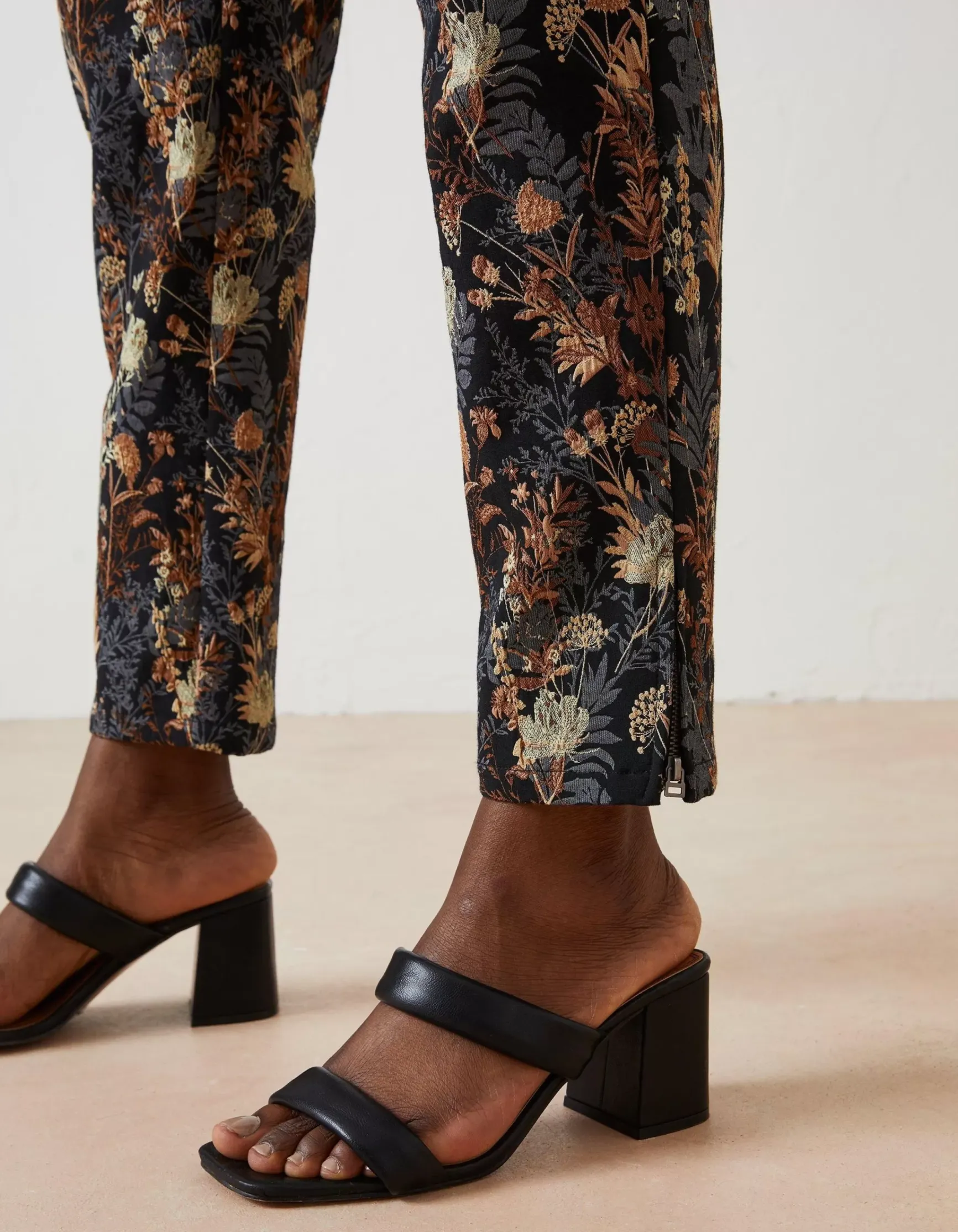 FatFace Isobelle Jacquard Trousers|Women Trousers & Leggings