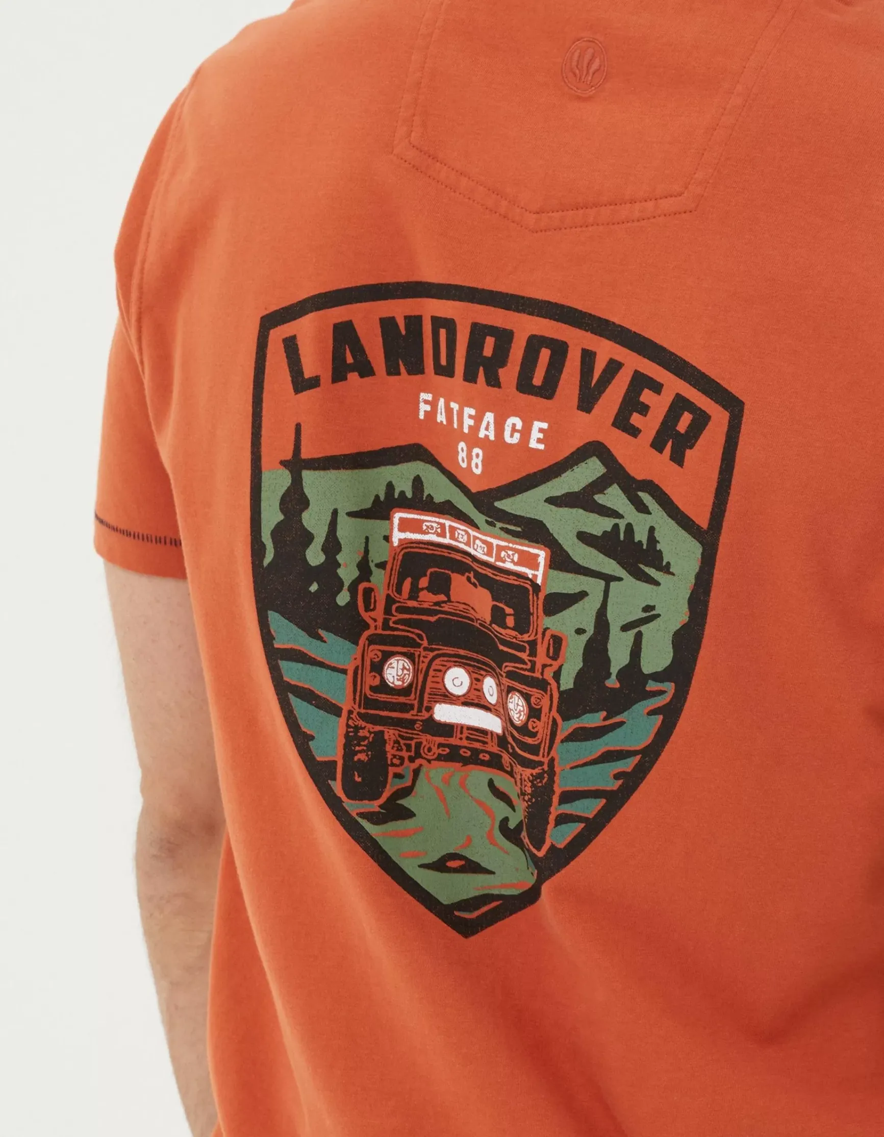 FatFace Land Rover Badge T-Shirt|Gifts Land Rover Collaboration