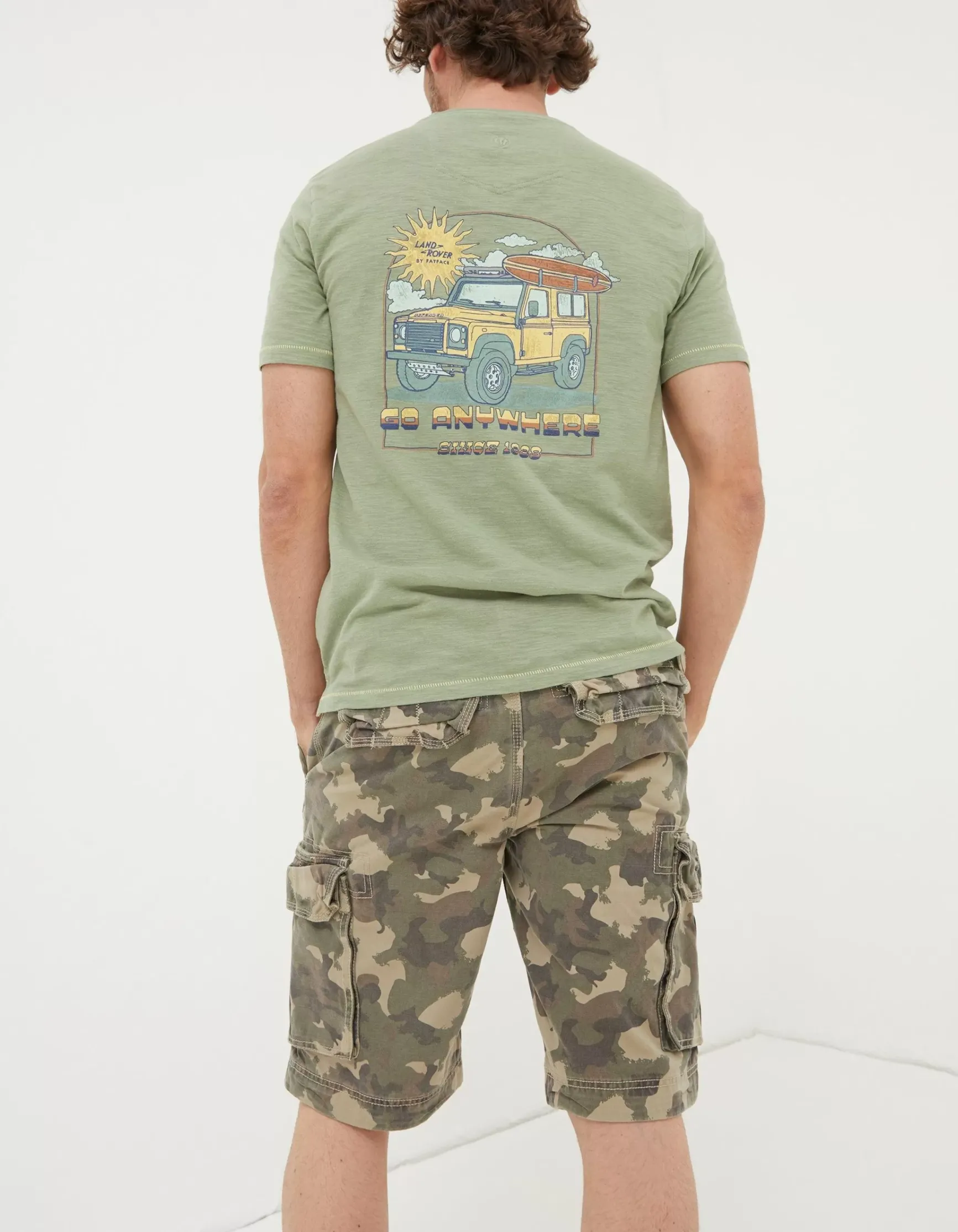FatFace Land Rover Surf Trip T-Shirt|Gifts Land Rover Collaboration