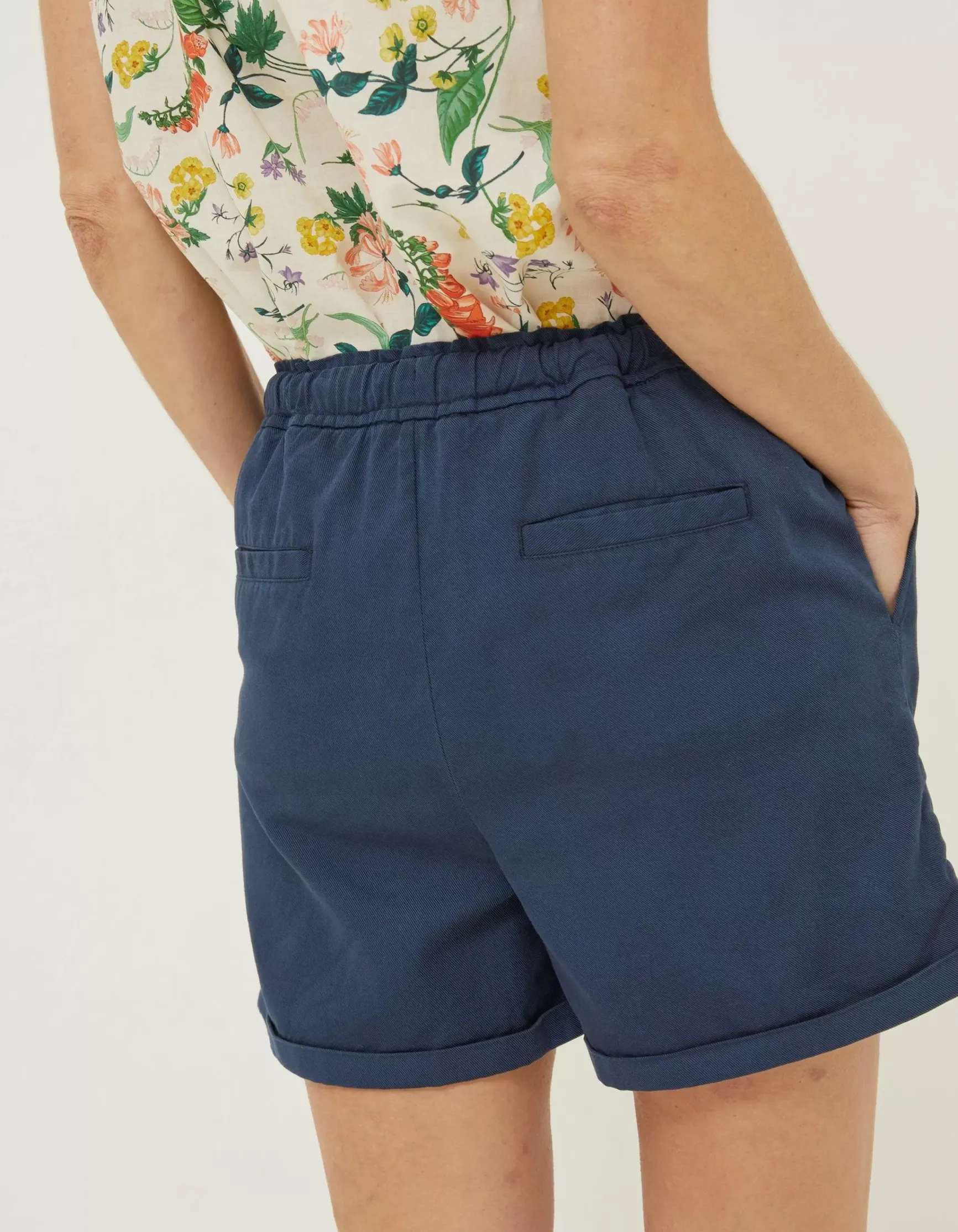 FatFace National Forest Pocket Detail Shorts|Women Shorts