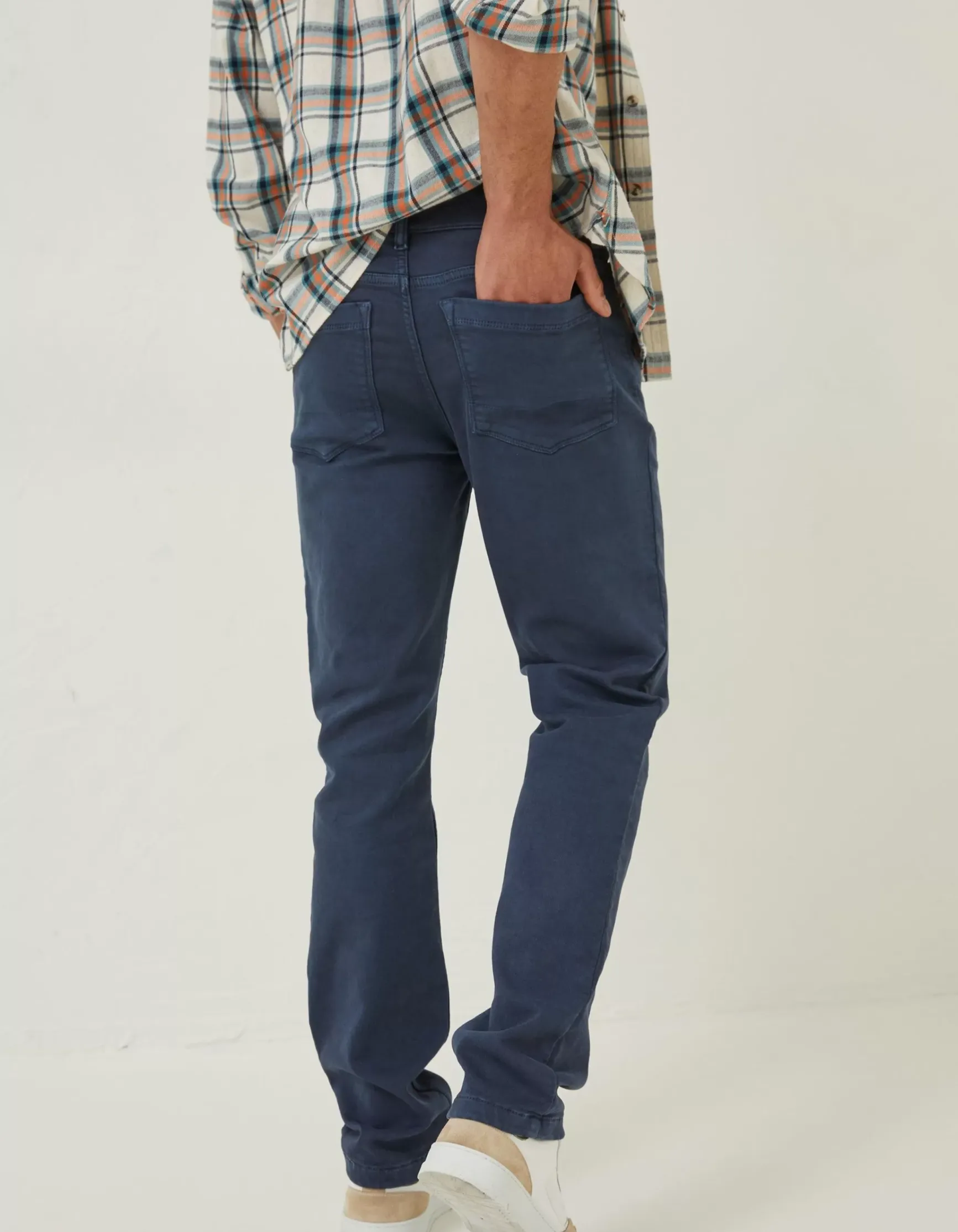 FatFace Slim Salcombe Trousers|Men Trousers & Chinos